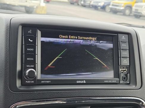 Used 2018 Dodge Grand Caravan SXT FWD image 24