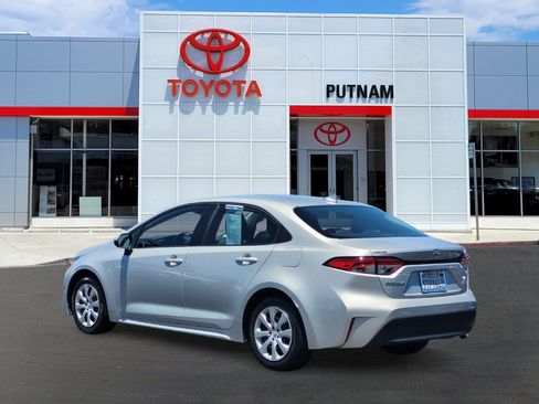 Used 2023 Toyota Corolla LE FWD image 6