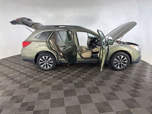 Used 2016 Subaru Outback 3.6R Limited w/ Popular Package #4 AWD/4WD image 15