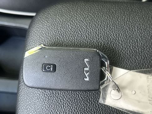 Used 2024 Kia Forte GT-Line w/ GT-Line Premium Package FWD image 29