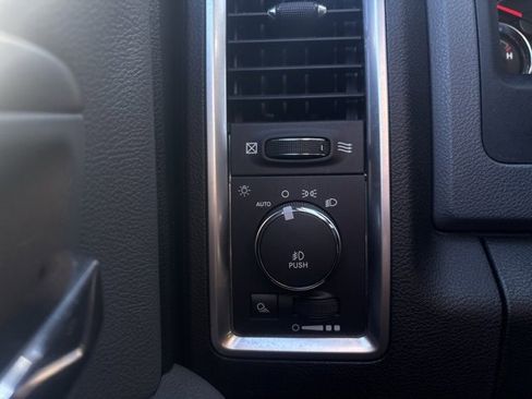 Used 2014 RAM 1500 Big Horn image 11
