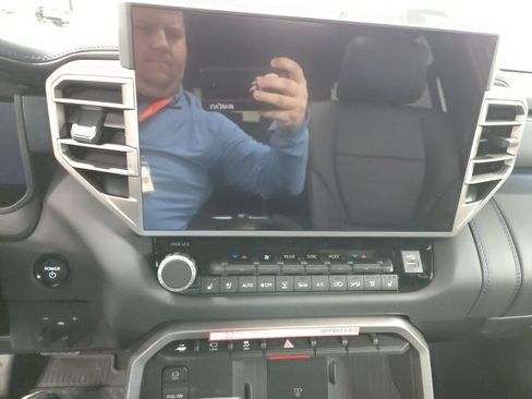 New 2026 Toyota Sequoia Platinum image 31