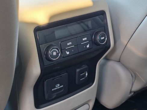 Used 2019 GMC Acadia Denali w/ Technology Package image 35