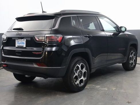 Used 2022 Jeep Compass Trailhawk w/ Trailhawk Elite Group image 5