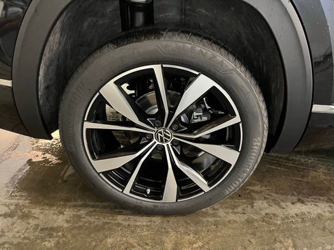 New 2026 Volkswagen Atlas SEL Premium R-Line AWD/4WD image 30