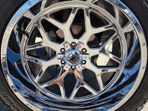 Used 2022 Chevrolet Silverado 1500 LTZ w/ LTZ Convenience Package II image 10