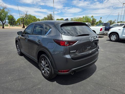 Used 2018 MAZDA CX-5 Touring FWD image 3