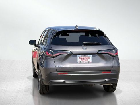 Used 2026 Honda HR-V LX image 6