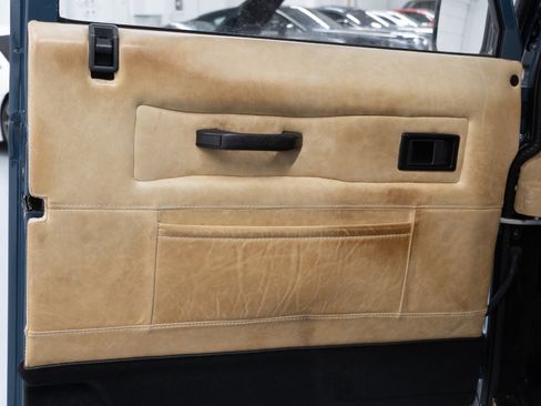 Used 1997 Land Rover Defender 90 image 13