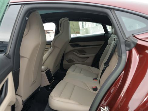 Certified 2023 Porsche Taycan image 14