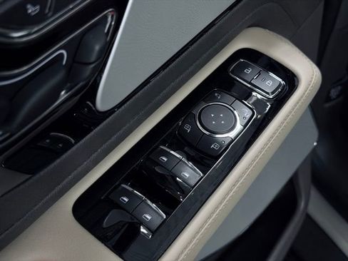 Used 2024 Lincoln Aviator Reserve w/ Equipment Group 201A AWD/4WD image 18