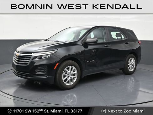 Used 2024 Chevrolet Equinox LS FWD image 1