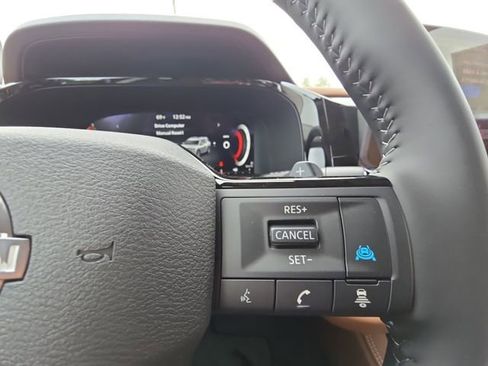 New 2026 Nissan Pathfinder Platinum image 12