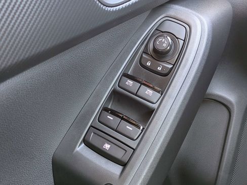 Certified 2025 Subaru Crosstrek 2.0i image 20