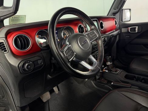 Used 2023 Jeep Wrangler Unlimited Rubicon AWD/4WD image 22