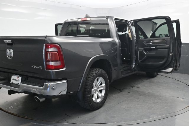 Used 2019 RAM 1500 Laramie AWD/4WD image 43