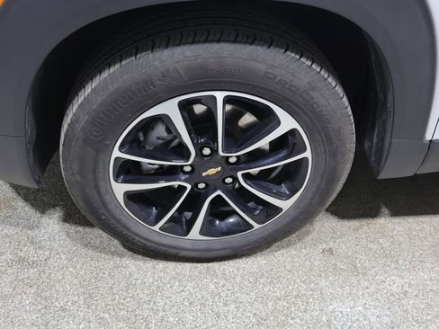 Used 2025 Chevrolet TrailBlazer LT image 10