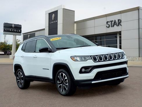 Used 2022 Jeep Compass Limited w/ Sun and Sound Group AWD/4WD image 1