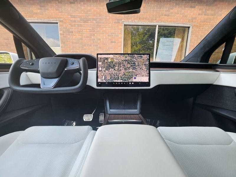 Used 2023 Tesla Model X AWD/4WD image 39