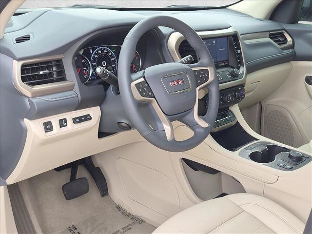 Used 2023 GMC Acadia Denali w/ Denali Ultimate Package FWD image 10
