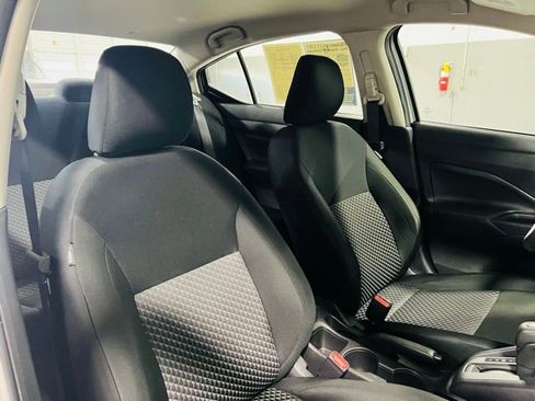 Used 2024 Nissan Versa S w/ Trunk Package FWD image 33