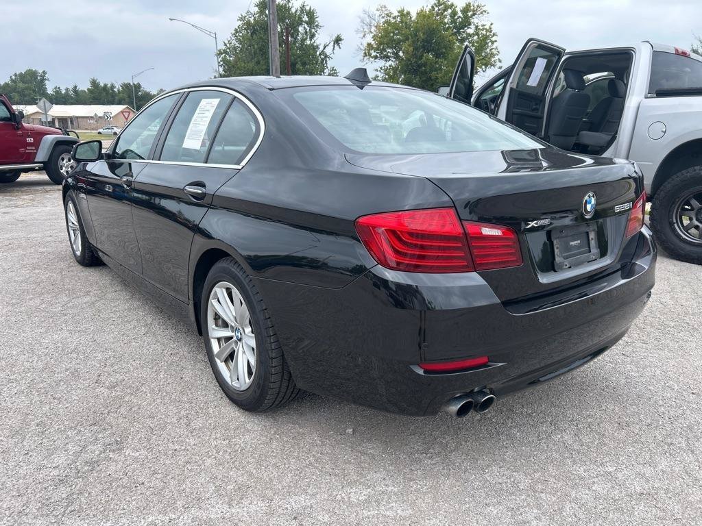 Used 2016 BMW 528i xDrive Sedan AWD/4WD image 4