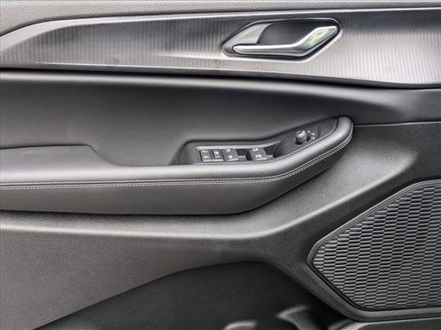 New 2025 Jeep Grand Cherokee L Laredo w/ Luxury Tech Group I image 16