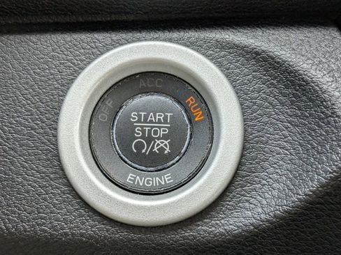 Used 2014 RAM 1500 Sport w/ Convenience Group image 25