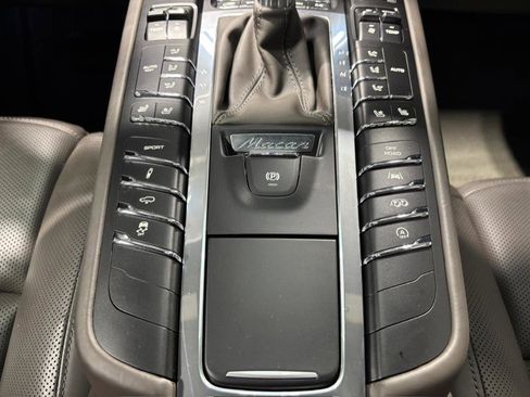 Used 2017 Porsche Macan GTS w/ Premium Package Plus image 20