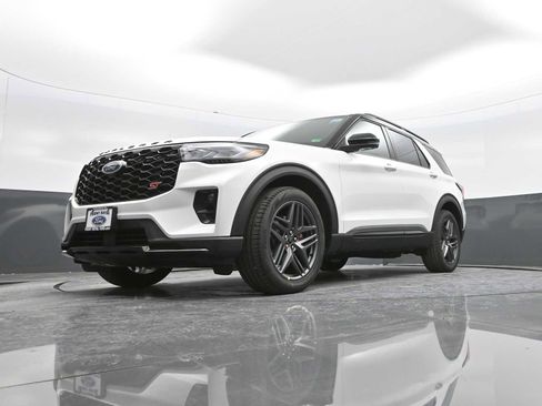 New 2026 Ford Explorer ST image 61