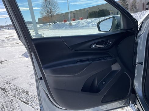 Certified 2024 Chevrolet Equinox LT image 19