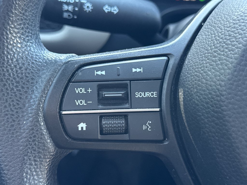 Used 2025 Honda HR-V LX image 25