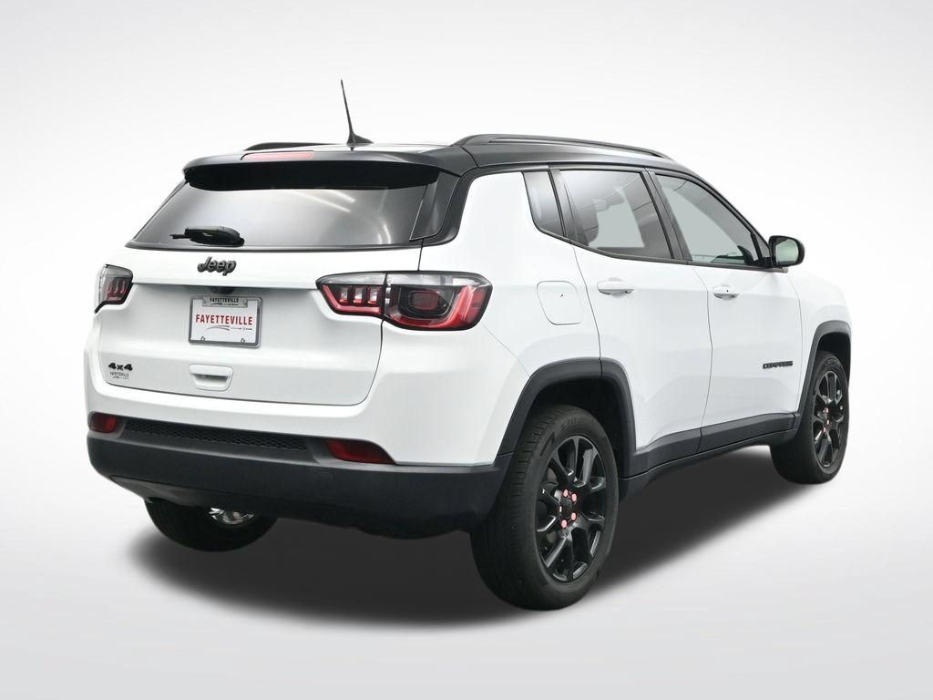 Used 2023 Jeep Compass Latitude AWD/4WD image 6