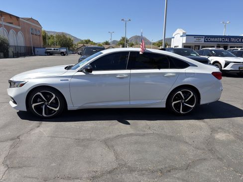 Used 2022 Honda Accord Sport image 5