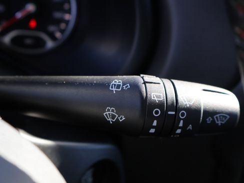 Used 2022 Jeep Renegade Trailhawk image 43