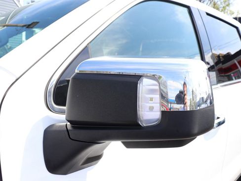 Used 2025 GMC Sierra 1500 SLT image 55