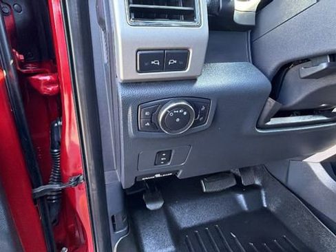 Used 2022 Ford F250 Lariat AWD/4WD image 31