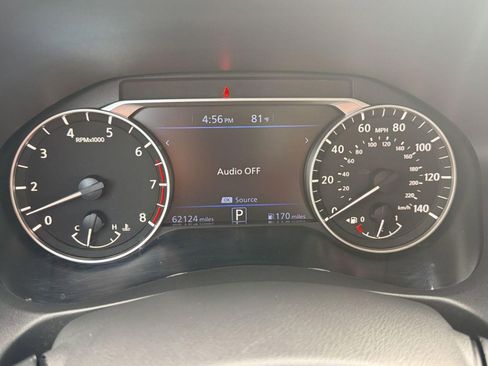 Used 2024 Nissan Altima 2.5 SV FWD image 17