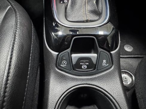 Used 2019 Jeep Compass Limited AWD/4WD image 31