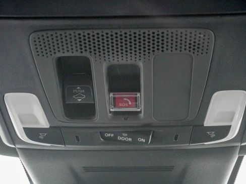 Used 2026 Honda CR-V Sport image 25