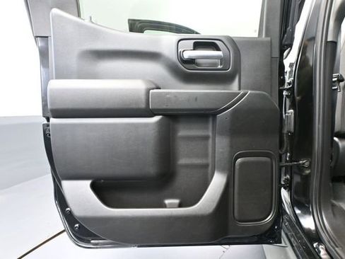 Used 2021 Chevrolet Silverado 1500 LT w/ Convenience Package II AWD/4WD image 37