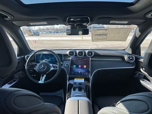 Used 2026 Mercedes-Benz GLC 300 4MATIC image 28