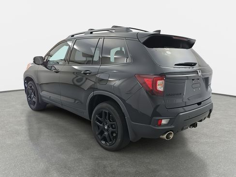 Certified 2024 Honda Passport Black Edition image 7