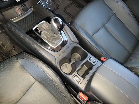 Certified 2017 Nissan Rogue SL w/ SL Premium Package image 24