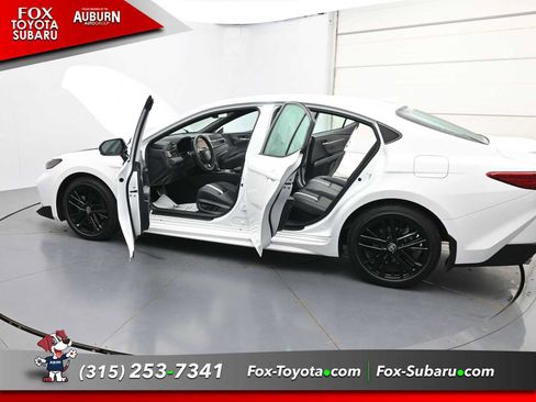 Used 2025 Toyota Camry SE w/ Convenience Package FWD image 44