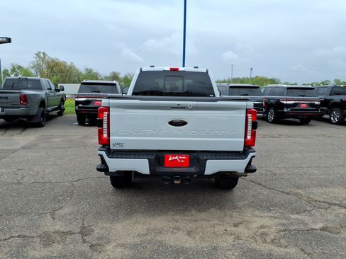 Used 2025 Ford F250 Lariat w/ Lariat Ultimate Package AWD/4WD image 4
