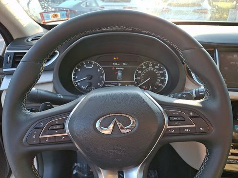 Used 2019 INFINITI QX50 Essential w/ Premium Heat Package AWD/4WD image 23