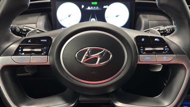 Used 2022 Hyundai Tucson Limited w/ Cargo Package AWD/4WD image 16
