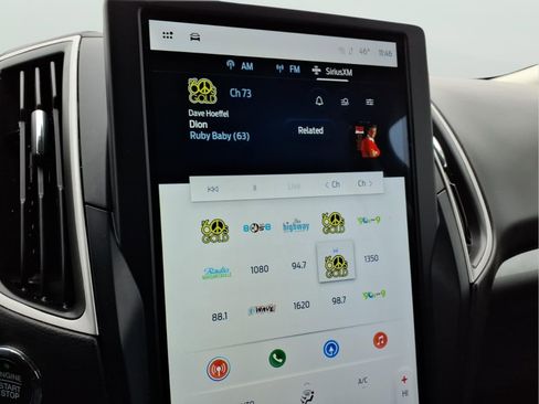 Used 2023 Ford Edge SEL w/ Convenience Package image 17