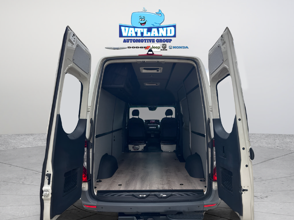 Used 2020 Mercedes-Benz Sprinter 2500 image 46